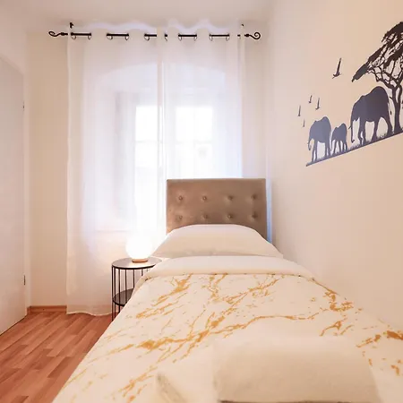 Viva - 2 Bedroom In Centar 아파트 자다르