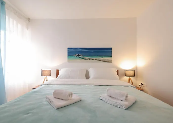 Viva - 2 Bedroom In Centar * 扎达尔