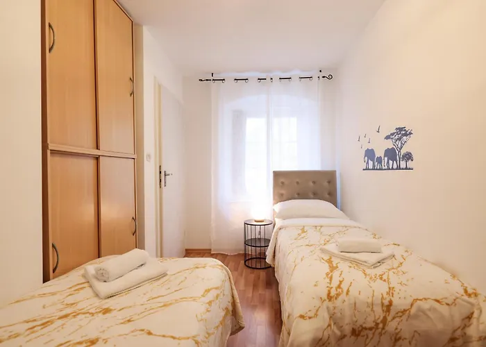 Viva - 2 Bedroom In Centar 公寓 *